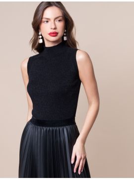 D33.003 Топ женский черный VILATTE